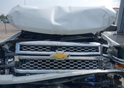 2014 Chevrolet Silverado 1500 1Lt из США, поврежденный, VIN 1GCRCREC8EZ243919